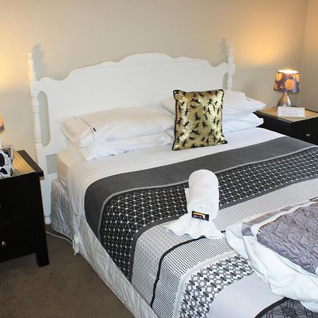 The Beach House Bed And Breakfast Maungatapu Bagian luar foto